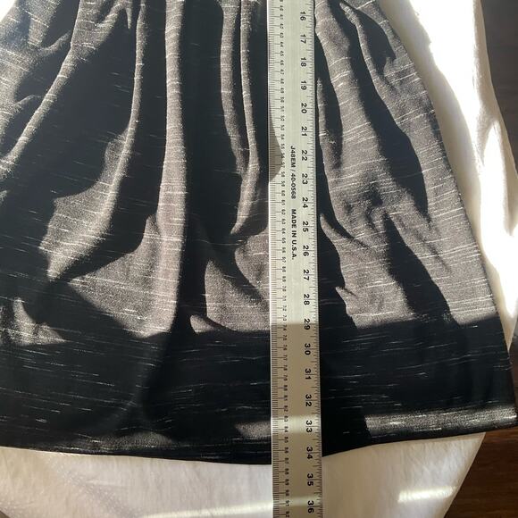 Women’s Sleeveless Crew Neck Knee-length Dress size M, Black - Picture 5 of 9